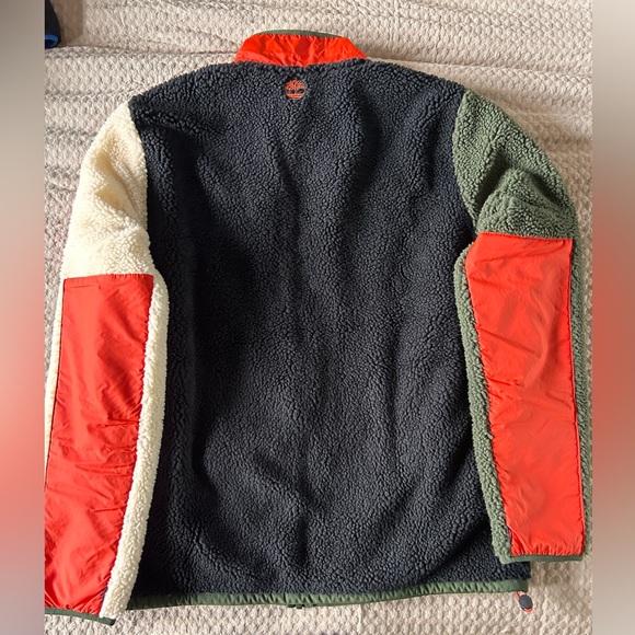 Men’s Timberland sherpa jacket. - Picture 2 of 4